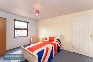 Bedroom- click for photo gallery